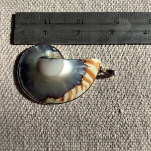 Shell Pendant From Bali NWOT